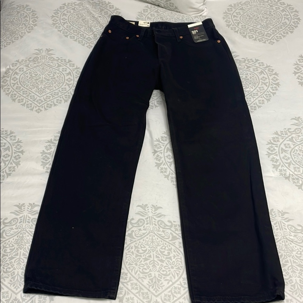 Women’s Black Mid Rise Straight Leg 501, ‘90s Jean